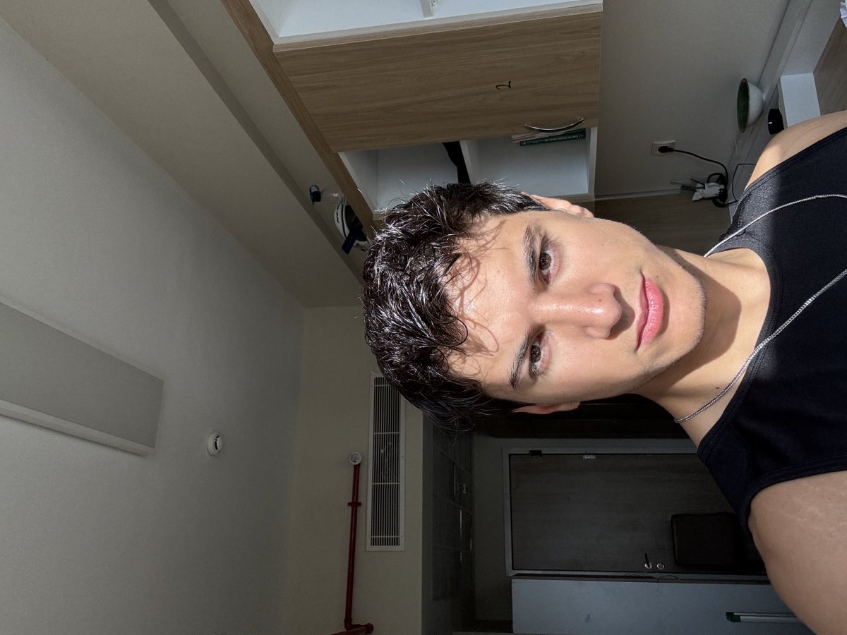 Gök Deniz Sucuk - fotoğraf 1