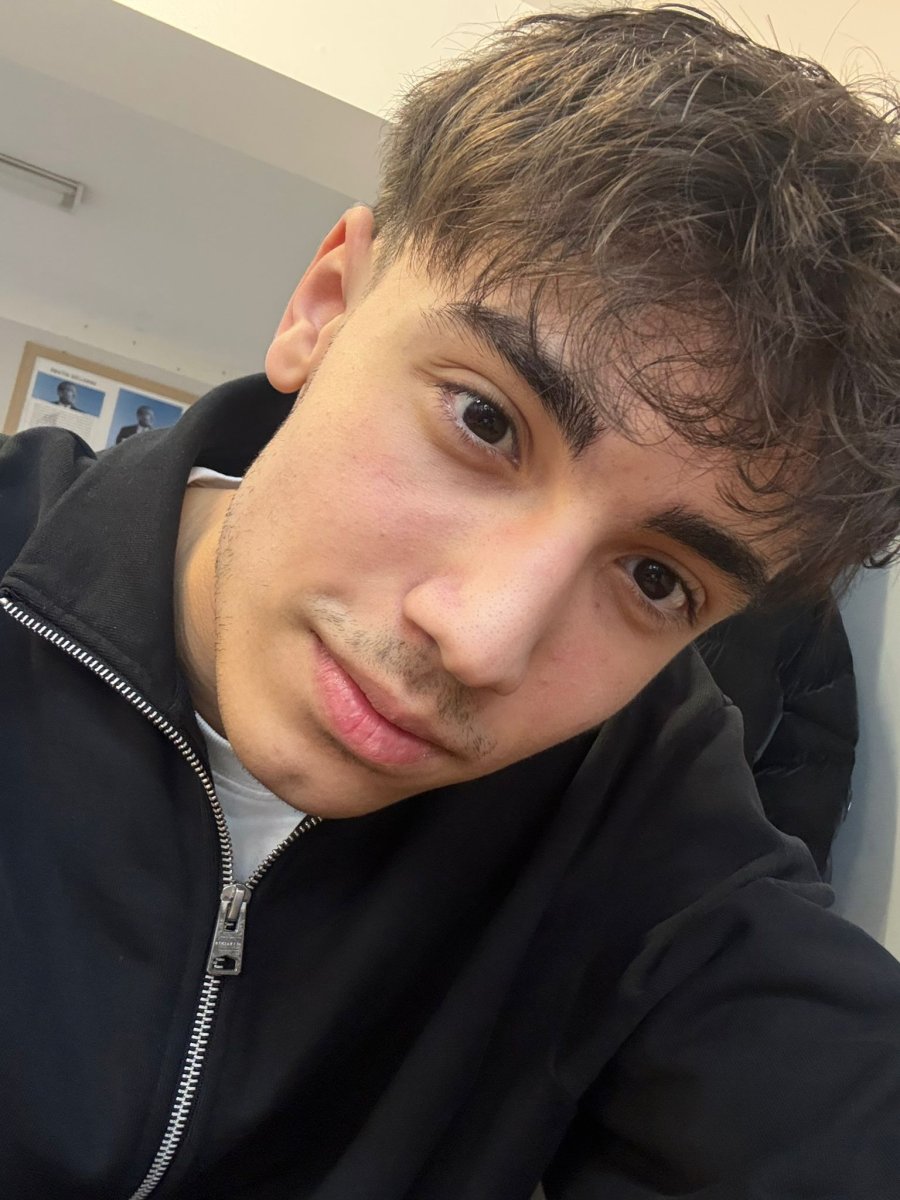 Ayaz Ömür - fotoğraf 1