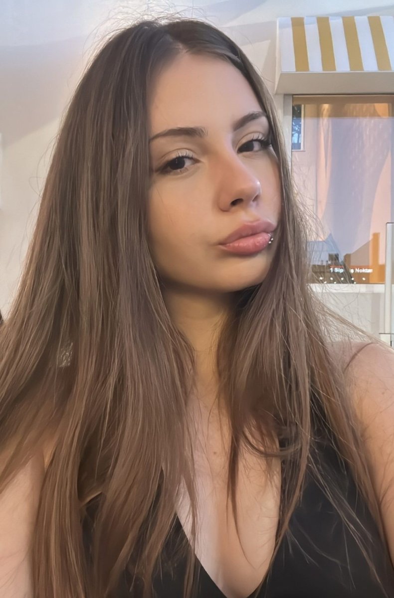 Dilay Aze Gündoğan - fotoğraf 1