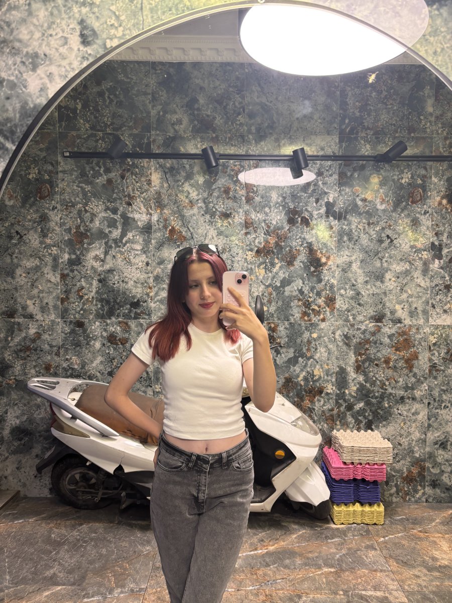 Ecrin Demiröz - fotoğraf 4