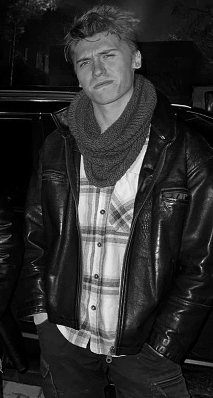 Burak Sayıntürk - fotoğraf 3