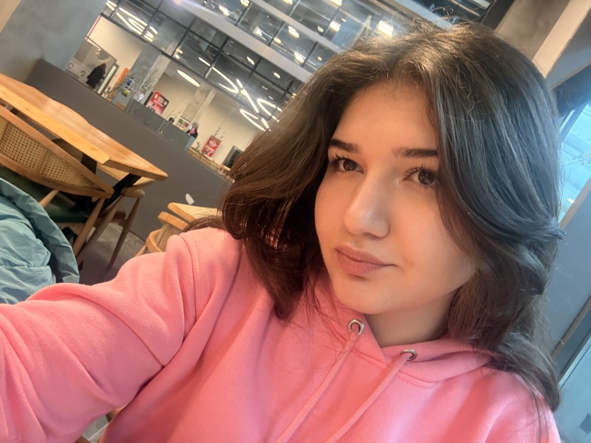 Yaren Olğaç - fotoğraf 1