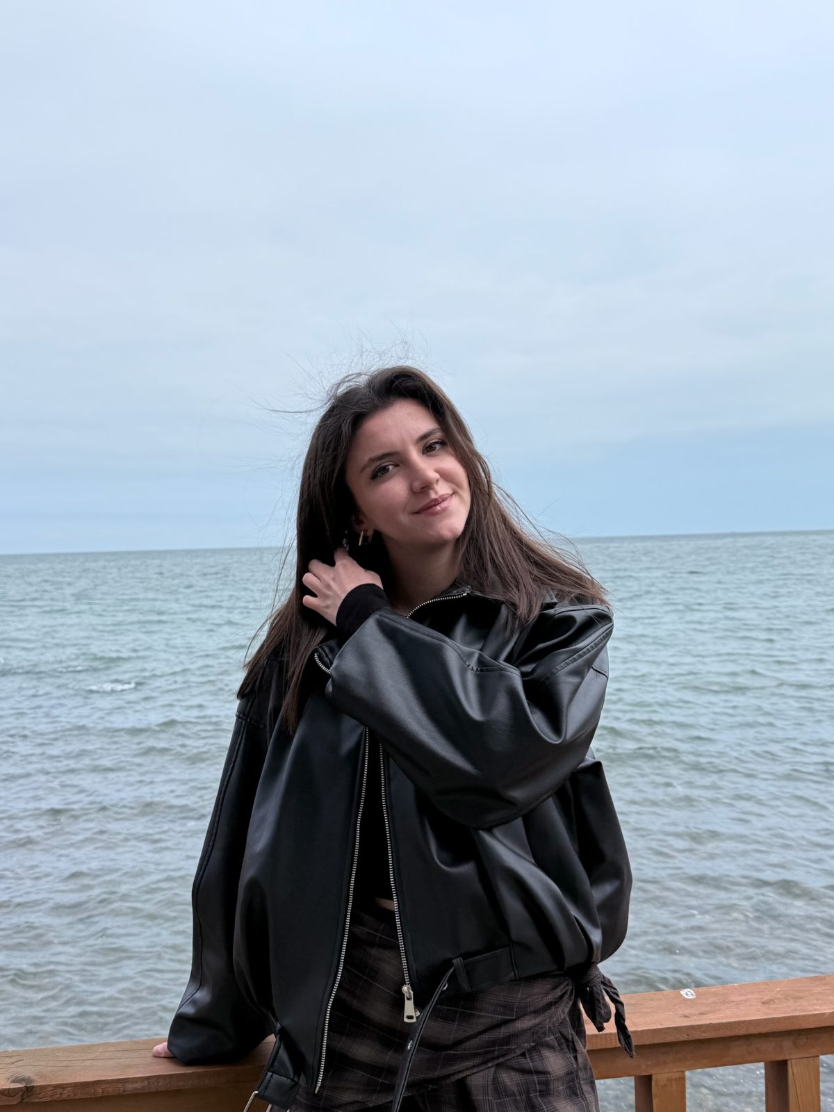 Emel Yoldaş - fotoğraf 5