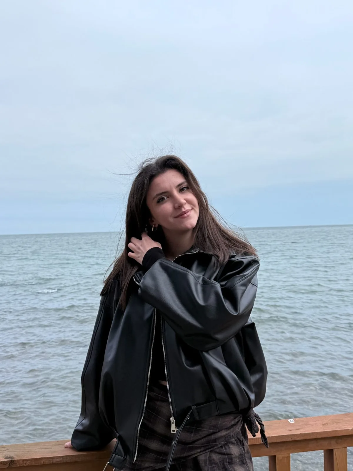 Emel Yoldaş - fotoğraf 6